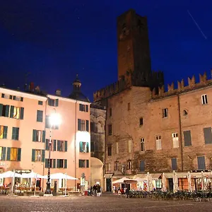 Dei Gonzaga 3*, Mantova Italia